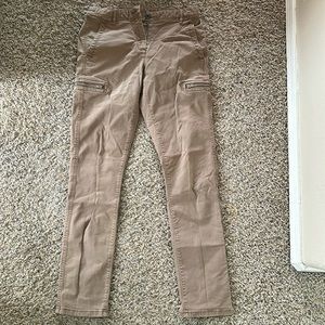 Skinny cargo jeans
